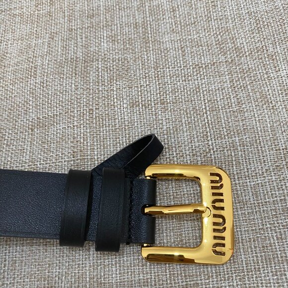 Miumiu Black Leather Belt With Gold Classic Buckle - Picture 4 of 7